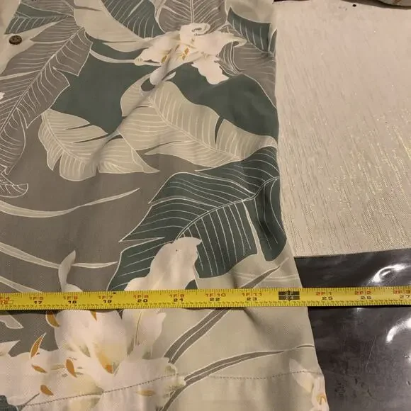Tommy Bahama Hawaiian Shirt 100% Silk Large Green Button Up Short Sleeve - Picture 4 of 5